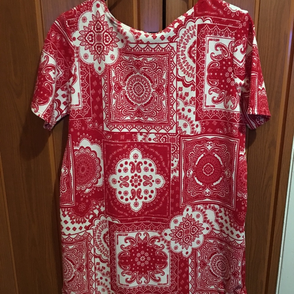 red printed bandanna shift dress
